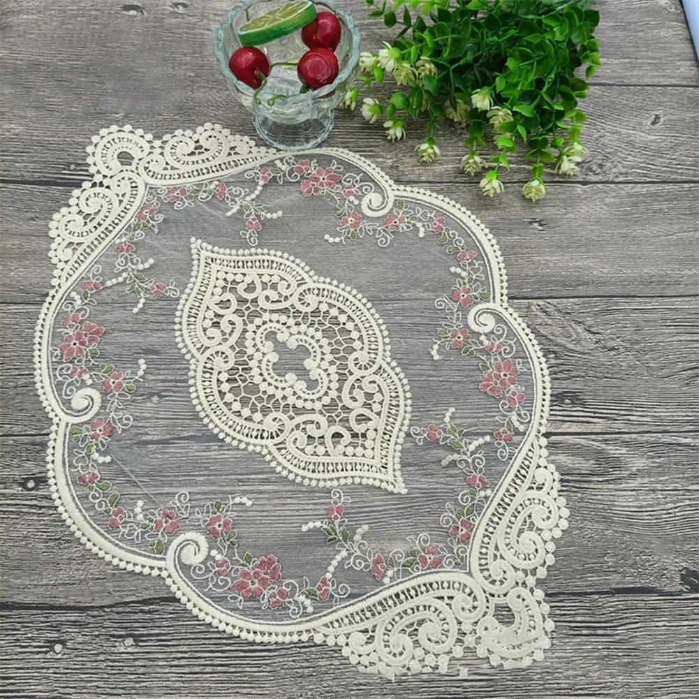 Vintage French Lace Table Mat Embroidered Lace Tablecloth Pastoral European Style Bedside Table Decoration Rose Mat 1pc