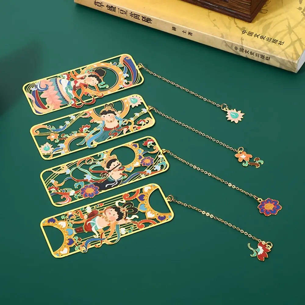 

Chinese style Student Gift Metal Pendant Retro Painted Brass Bookmark Pagination Mark Book Clip