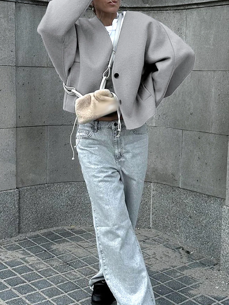 

Fashion V Neck Long Sleeve Woolen Coat Casual Chic Female Woolen Overcoats Streetwear Winter Autumn Women's Vintage Solid Jacket
