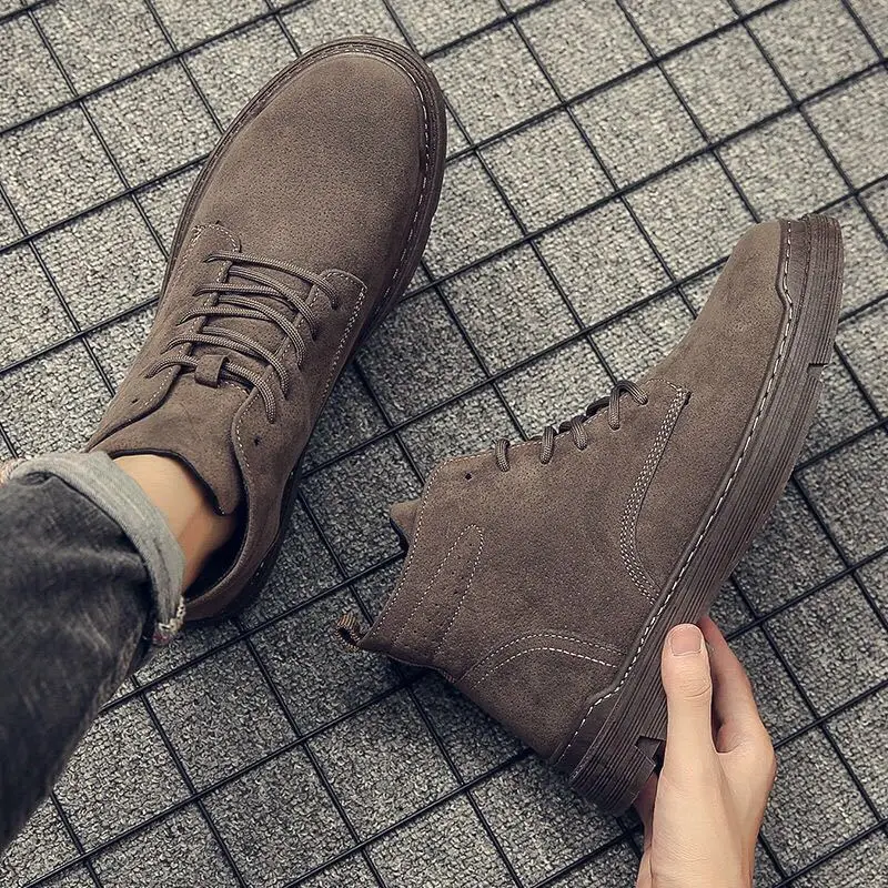 Autumn New Martin Boots for Men Anti Slip British Retro Soft Sole Men's Short Boots Wear-resistant Warm Leather Men Safety Shoes