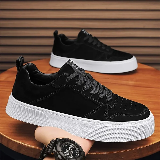 Trend Men's Casual Sneakers Lightweight Flat Shoes Comfortable Non Slip Running Shoes Soft Sole Vulcanized Shoes for Men Zapatos 3