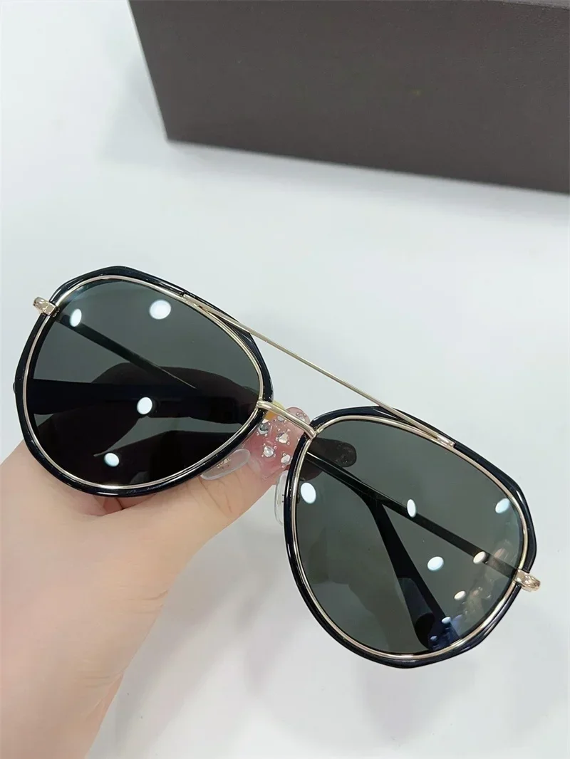 

Famous Brand Luxury Designer Vittorio Sun Glasses for Men Women FT0749 Brand Designer Male Pilot Sunglasses UV400 Protection