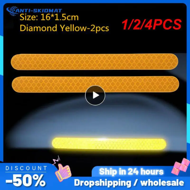 

1/2/4PCS Auto Reflective Sticker Safety Reflective Warning Long Service Life Strong Reflectivity. Car-styling Accessories