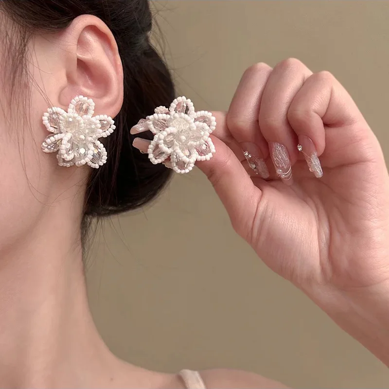 Crystal Pearl Flower Earrings Image 1
