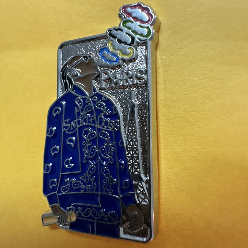 Fashion Brooches Enamel Pins Snoopdogg Pins Badges Souvenir Collections