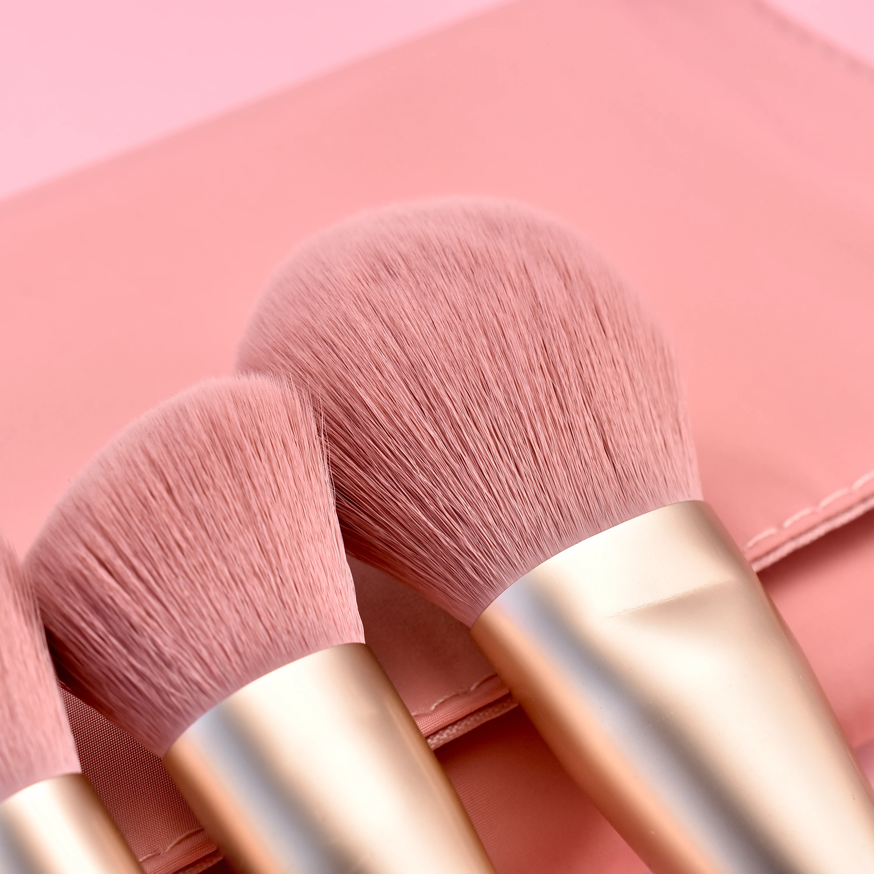 10pcs Professional Diamond Makeup Brushes Set Foundation Eyeshadow Powder Blush Eyebrow Eyelash Brush Face Cosmetic Beauty Tools 3