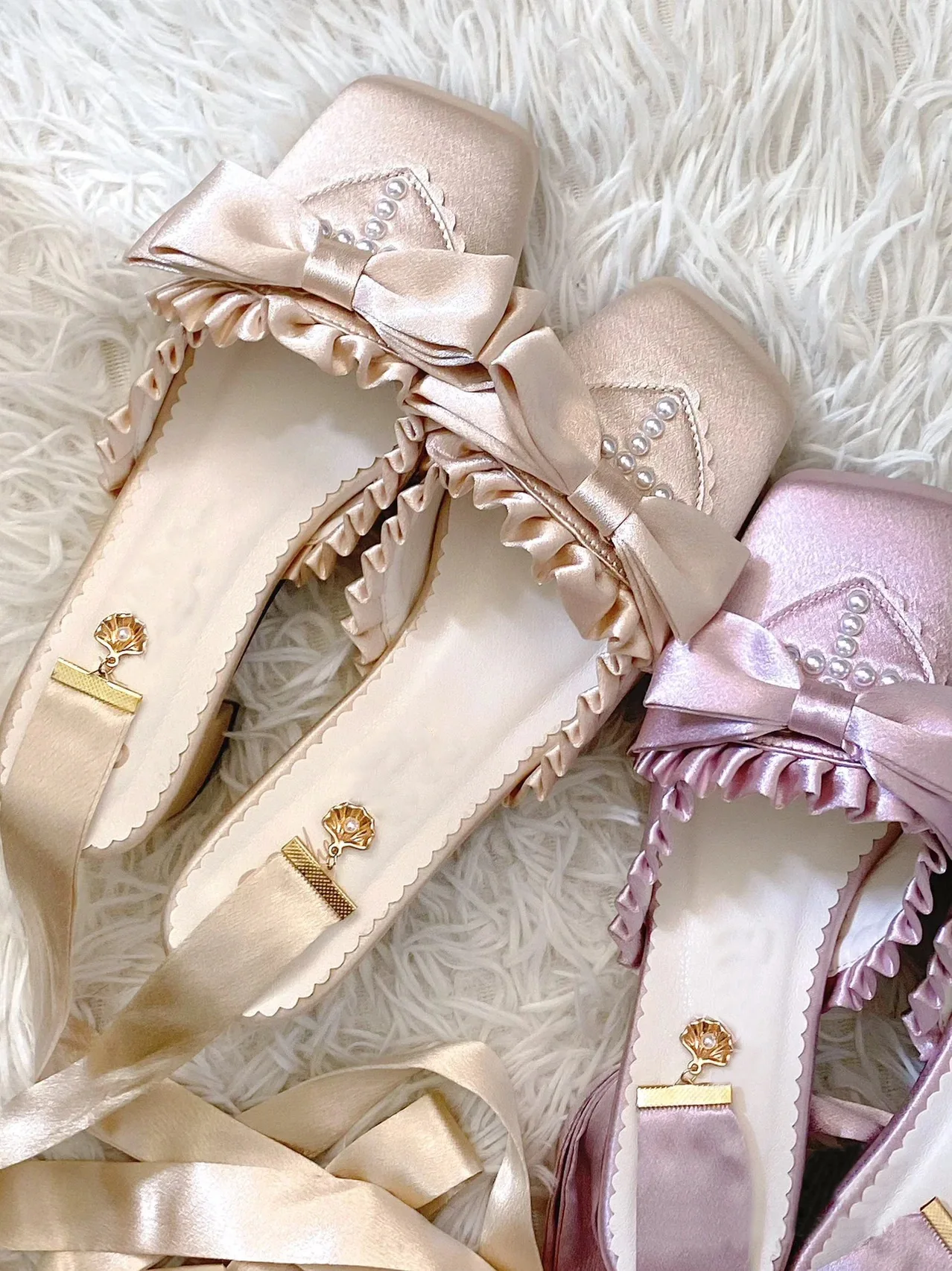 Chaussures de Ballet classiques en soie rose pour femmes, souliers de  saint-valentin à lacets Lolita pour jeunes filles, avec nœud papillon et  talon épais, élégantes, nouvelle collection 2023 - AliExpress