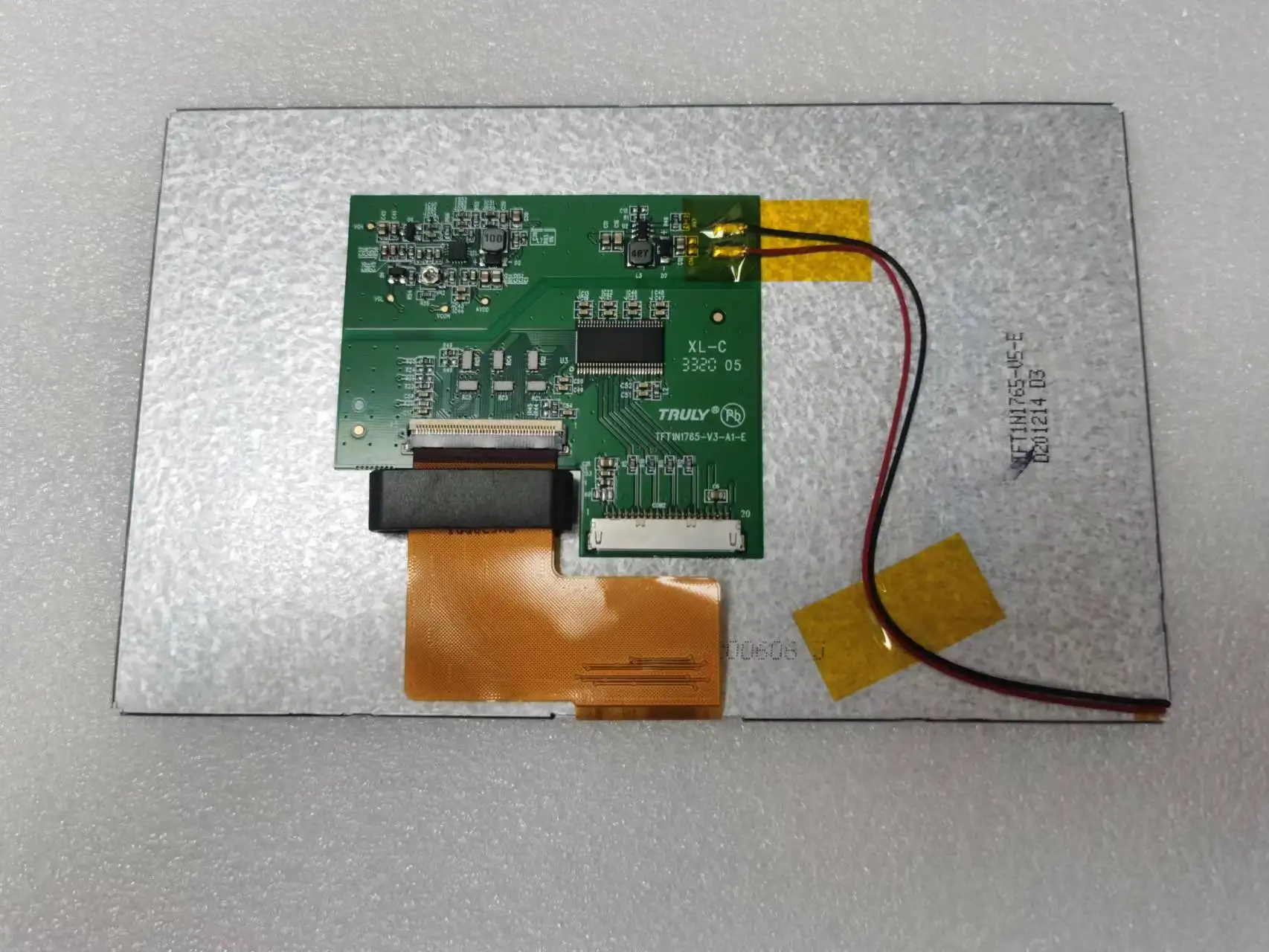 TFT1N1765 TFT1N1765-V5-E TFT1N1765-V3-A1-E Original LCD Display Screen