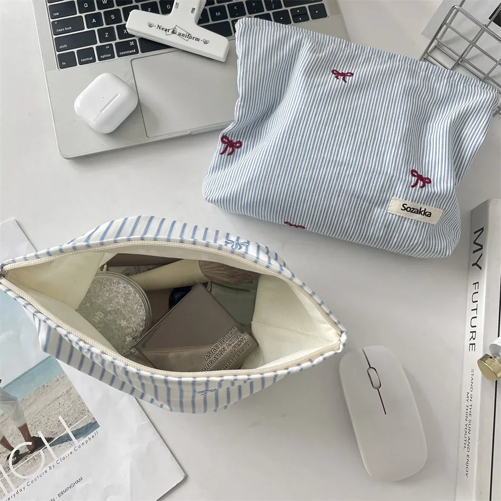 Simple Women Fashion Portable Makeup Storage Pouch Handbag Travel Organizer Cosmetic Bag Ladies Elegant Zipper Bag For Gift