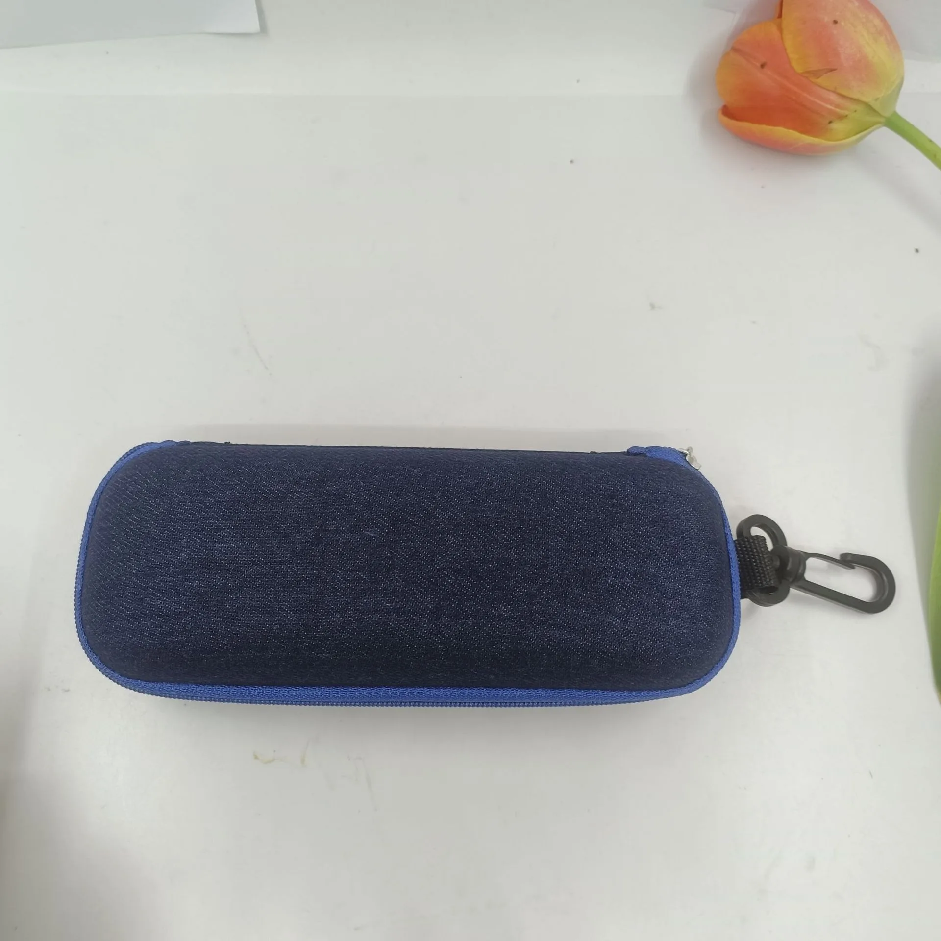 1PC 2025 EVA Oxford Cloth Pressure resistant Sunglasses Box Zipper Bag Hook