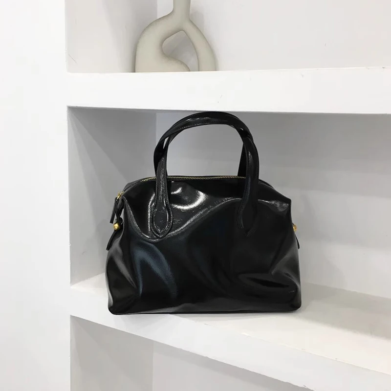 thumbnail image 1 of Bolsos Boston casuales coreanos para mujer, bolsos y carteras de diseñador de lujo, novedad de 2023, en cuero PU con cera de aceite, bolso de mano con asa superior, 1 of 5