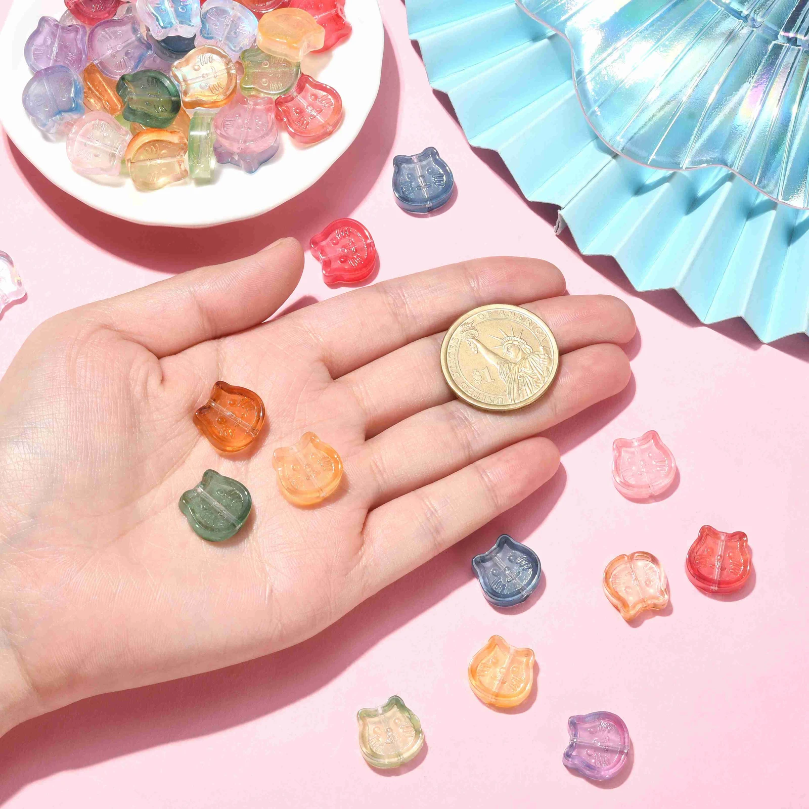 Pandahall 100Pcs Random Color Lampwork Glass Cat Head Beads Colorful Animal Pet Cat Beads Cat Face Beads for Jewelry Making DIY