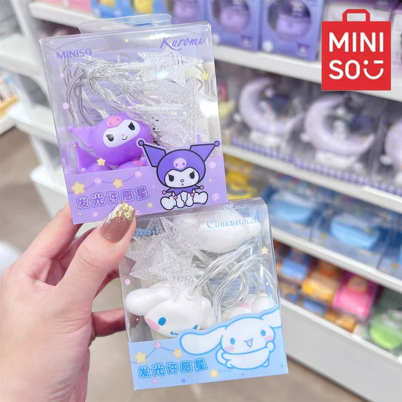 

Miniso Sanrio Kuromi маленькая фотолампа коричная светящаяся лампочка дневная фотография желаемое украшение для спальни кулон подарок для девочек на день рождения игрушки