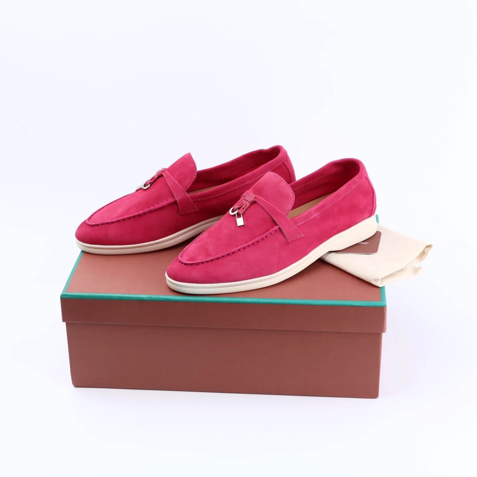 

Summer Charms Walk Loafers Designer Luxury Shoes For Women 2023 Suede Leather Flats Beige Slip-On Round Toe Soft Casual Shoes
