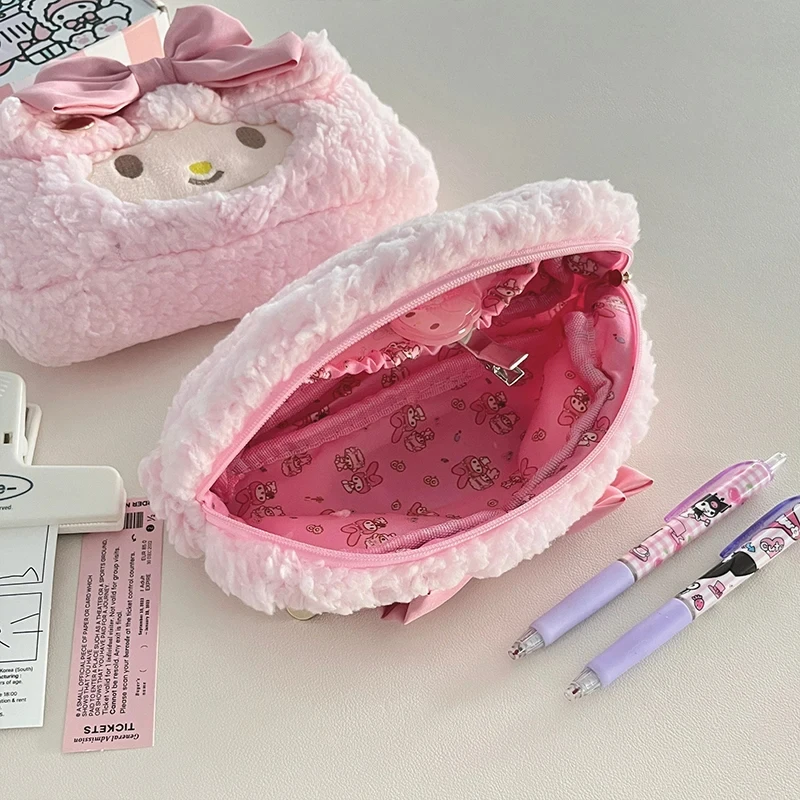 Cartoon Sanrio Melody Girl's Heart-Shaped Pencil Case With Large Capacity