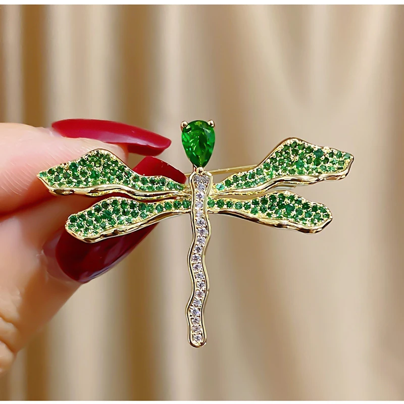 

New High-luxury Cubic Zirconia Green Dragonfly Brooches Elegant Personality Design Dress Coat Brooch Pin Wholesale Jewelry Gift