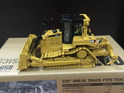 

Cat D6R XL Track-Type Tractor 1:50 Scale Metal Model By DieCast Masters 85910