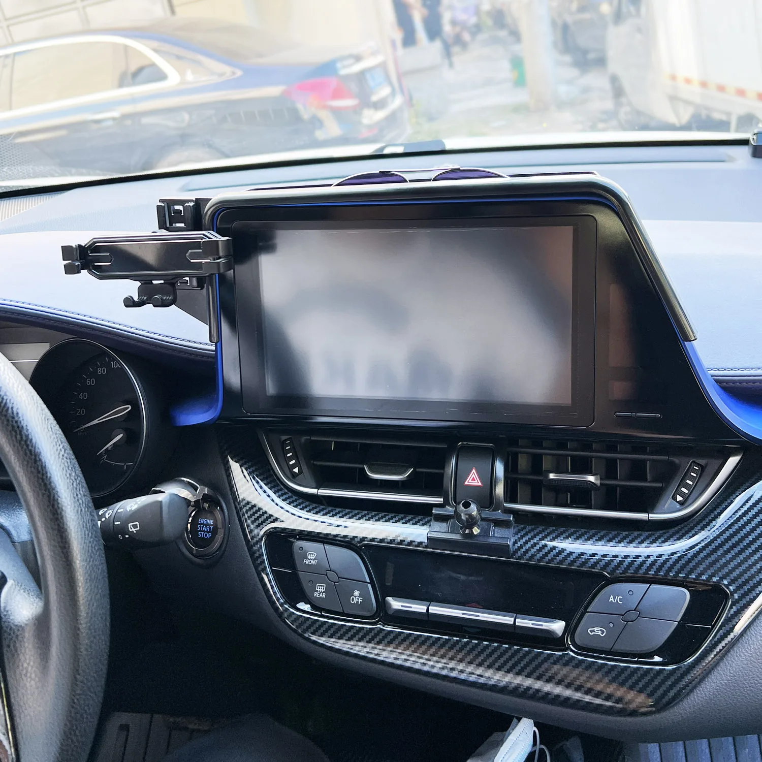 Toyota CHR 2018 2019 2020 2021 2022 C-HR 화면 고정 탐색 브래킷 기본 무선 충전 액세서리 용 차량용 전화 홀더