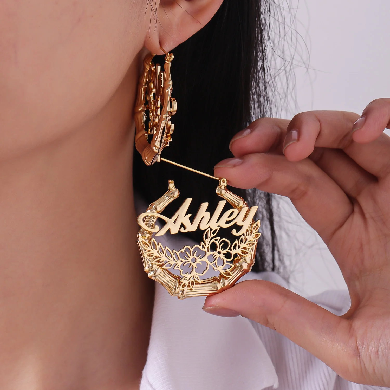 사용자 정의 이름 귀걸이 맞춤형 대나무 보석 크리스마스 선물 그녀를위한 선물 패션 데일리웨어 공식적인 문장 조각 커플