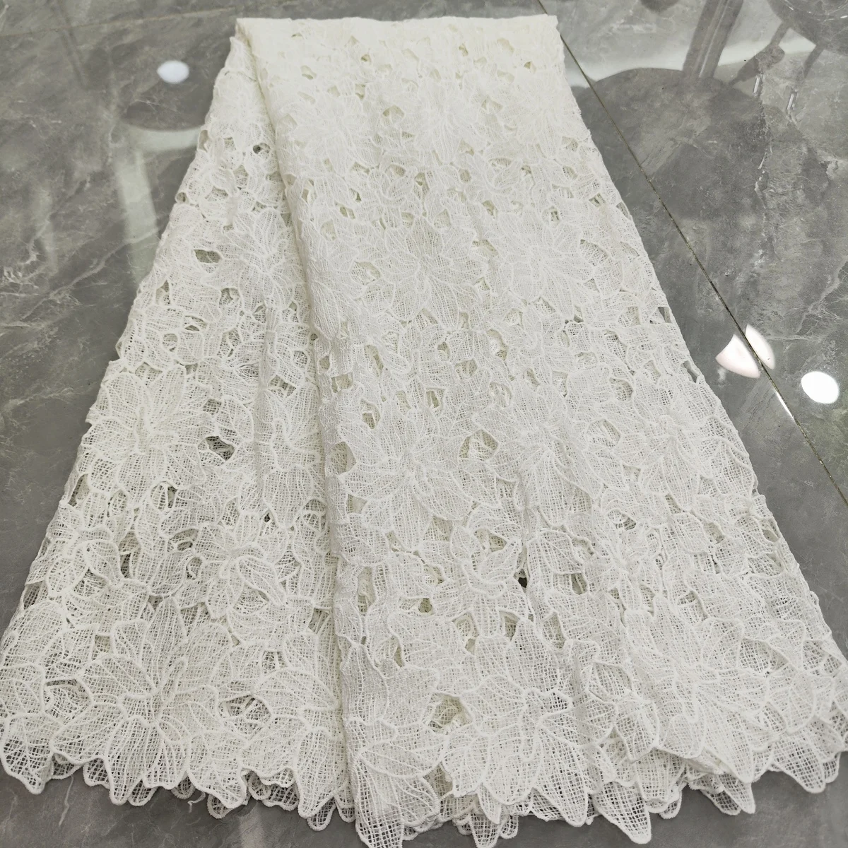 

White African Milk Silk Guipure Cord Lace Fabric 2024 High Quality Nigerian Water Soluble Lace Fabric For Party Dress LJFT2407