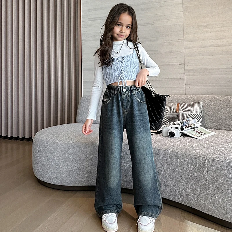 Girls Embroidered Pink Bow Jeans 3