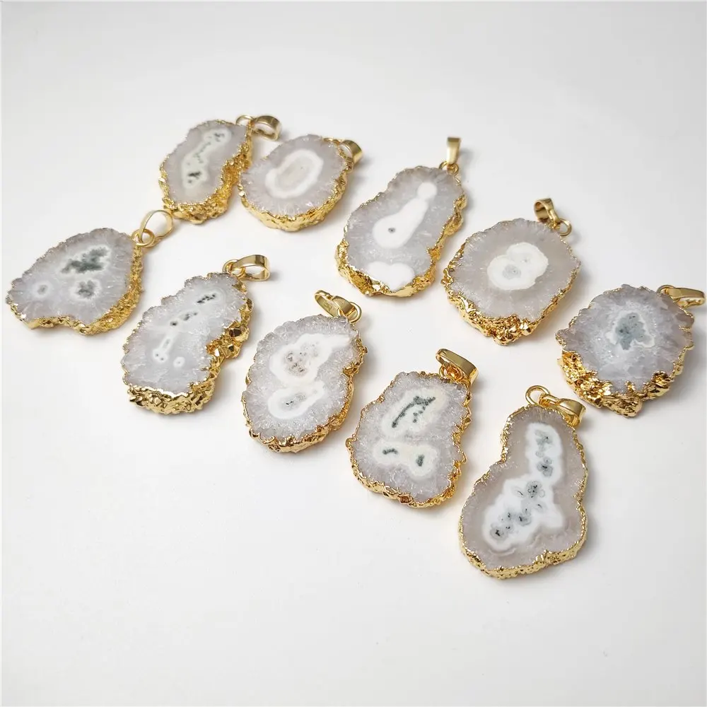 FUWO Wholesale 5Pcs Natural Stalactite Flower Pendant,Golden Plated Irregular White Crystal Accessories For Jewelry Making PD262 5