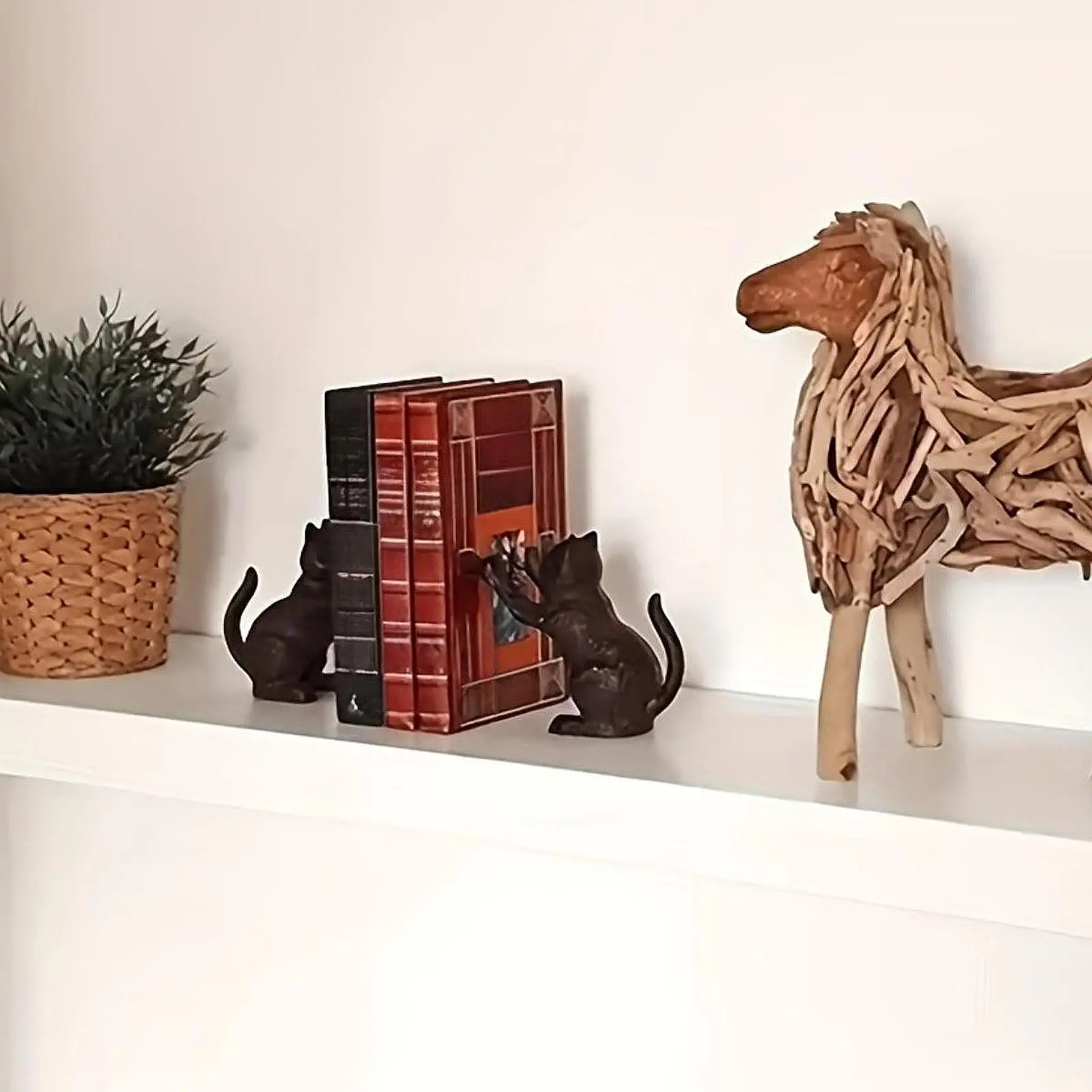 Decorative Cat Bookend Unique for Heavy Books Book Holder for Library Office Home Living Room Display Shelf Gift for Cat Lovers