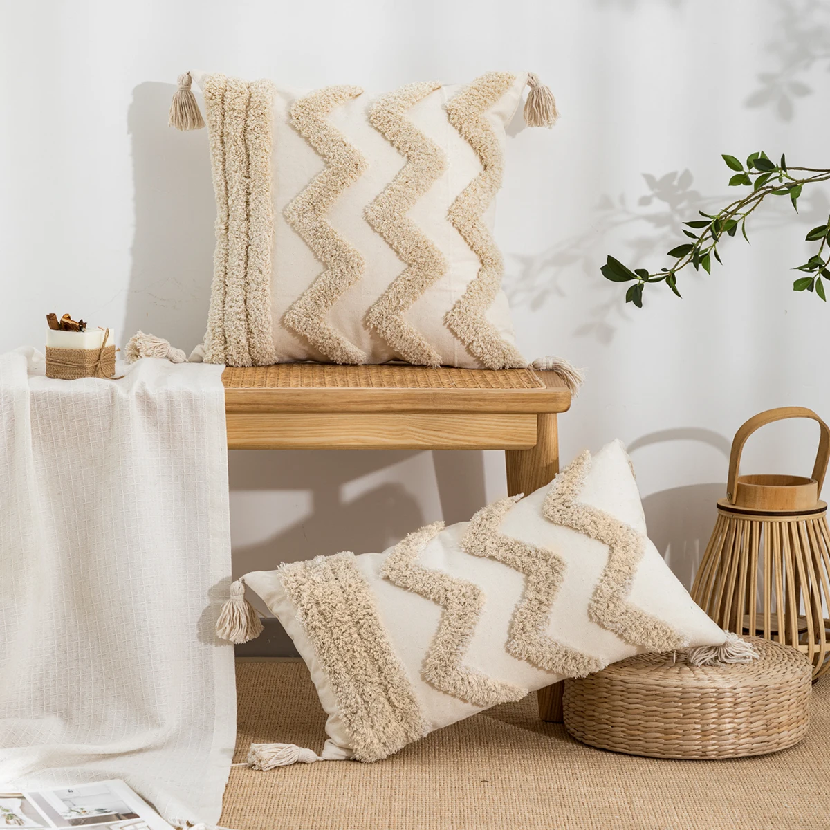 Close-up of cotton sail tufting detail