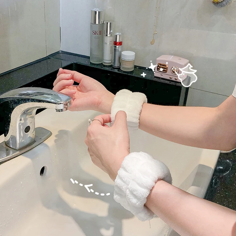 Washing Wristband 4/2PCS Reusable Wrist Washing Belt Soft Microfiber Towel Wristbands Washing Face Water Absorption Prevent Wetness Wrist