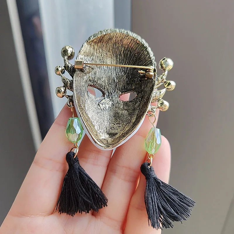 Rhinestone Mysterious Women Face Brooch Female Mask Brooches Suit