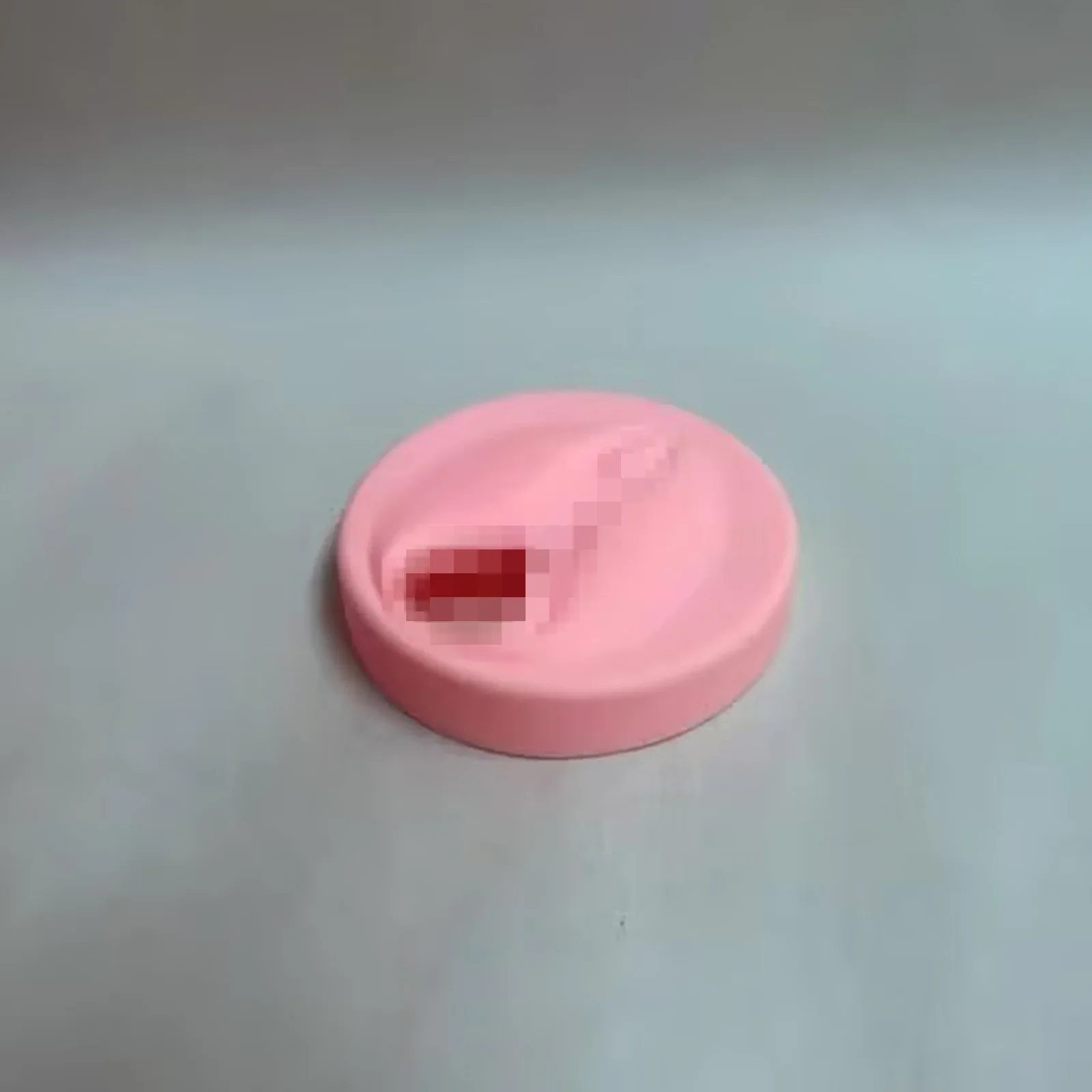 Description Picture 2 of itemSilicone Soda Can Lids Pink Coffee Portable Easy Cleaning Reusable Jar Cap Accessories Bachelor Party Novelty Gifts