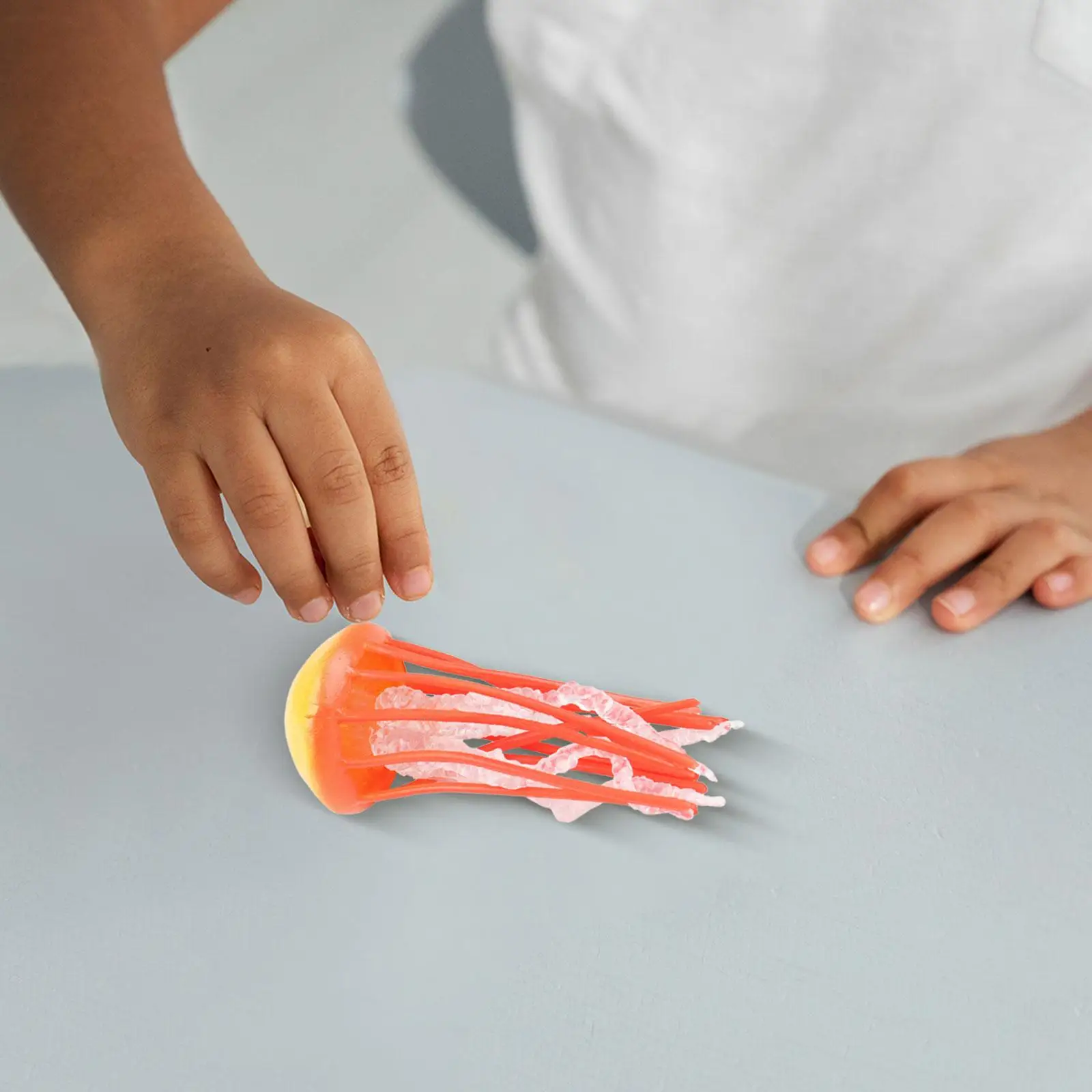 

Jellyfish Figurines Miniature Sea Animal Figure Toys for Kids Birthday Gifts Desktop Decoration