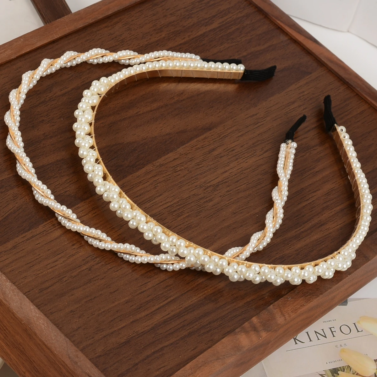 Modisches und elegantes Braut-Stirnband mit Kunstperlen, französische und japanische Hochzeitsaccessoires, Haaraccessoires für Frauen und Mädchen, Haarband für den Ausgang, Haarreif – Detail 3