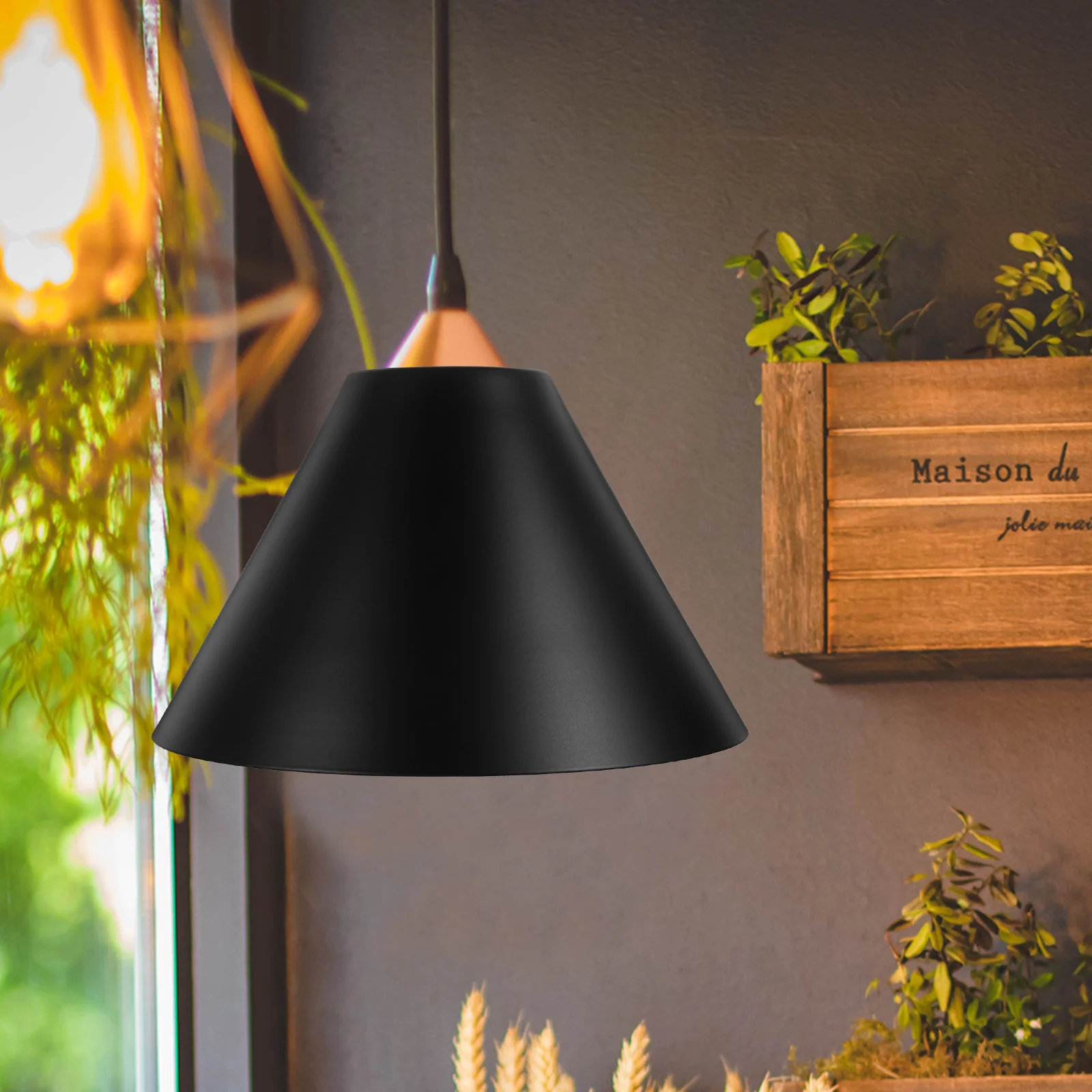 

Iron Lamp Shade Industrial Vintage Metal Bulb Guard Hanging Ceiling Pendant Light Cover