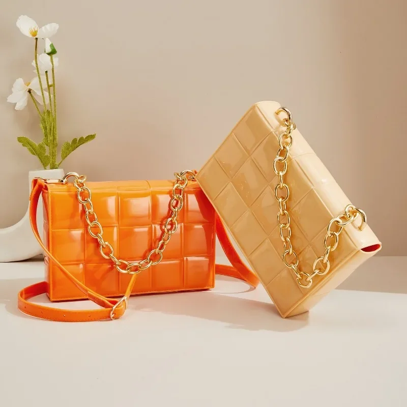 Рисунок 4 - Модные сумки для женщин