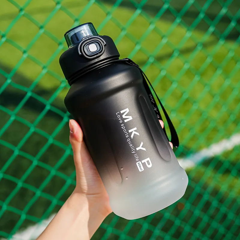 Gourde Sport 1l Bouteille d'eau de 1 Litre Avec Couvercle de Fermeture et  Anti-fuite,Plastique Gourde Reutilisable pour Sport,L'école,Le  Cyclisme,L'extérieur,Le Fitness et Le bureau 