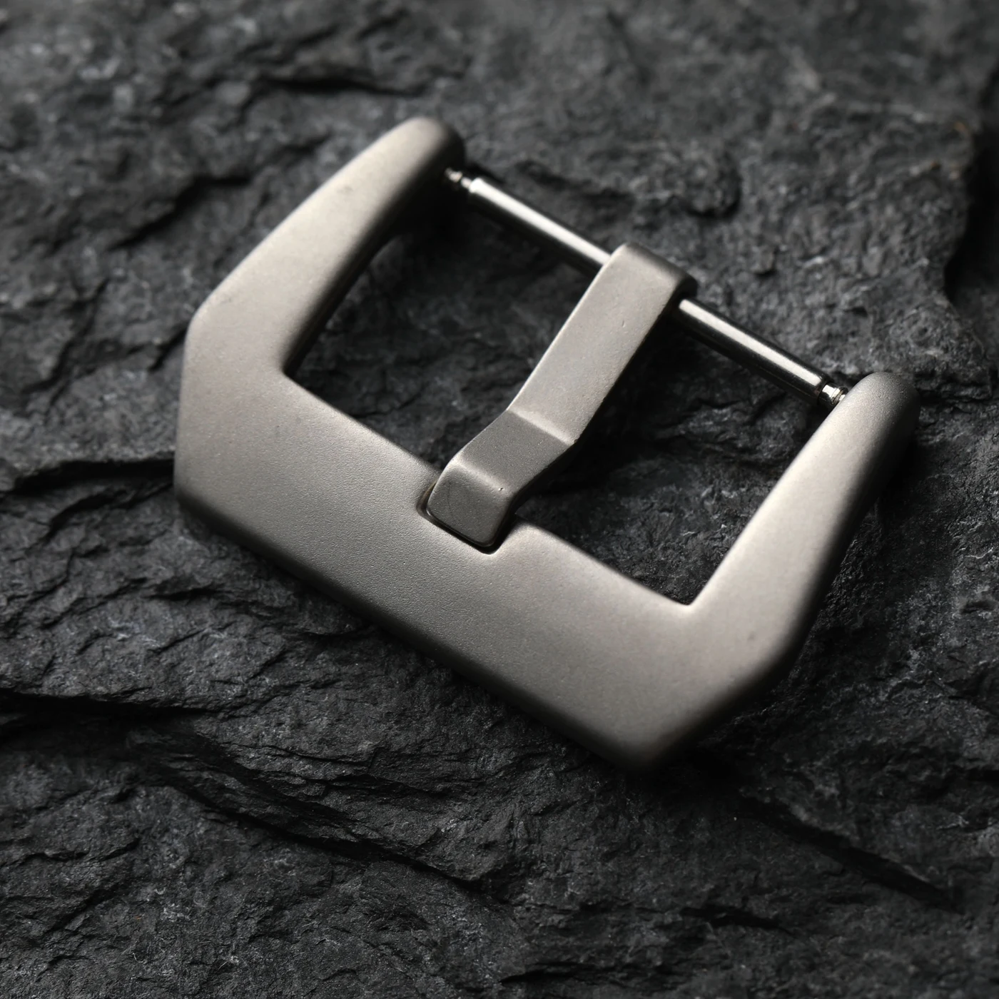 Premium Stainless Steel & Black Titanium Buckle with Genuine Leather Watch Strap - Silver/Black