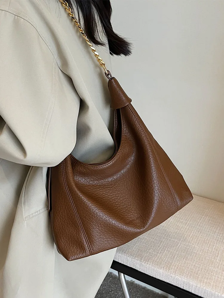 Large Capacity Commuting Tote Bag For Women Fashion New Soft Leather Shoulder Crossbody Bags Simple Texture Niche Female Handbag