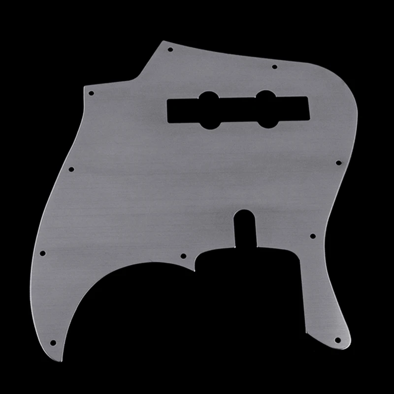 Рисунок 3 - Накладка на бас-гитару с 10 отверстиями