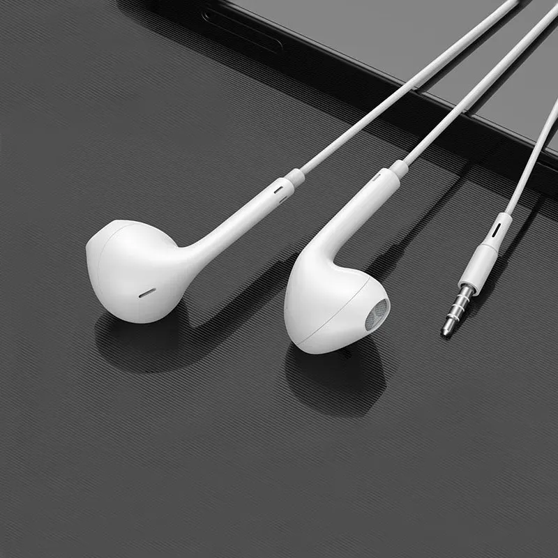 3.5mm In Ear Earphones Wired Headphones with Microphone Stereo Earbuds Sports Headset for Huawei Xiaomi Samsung Phone MP3 MP4 2
