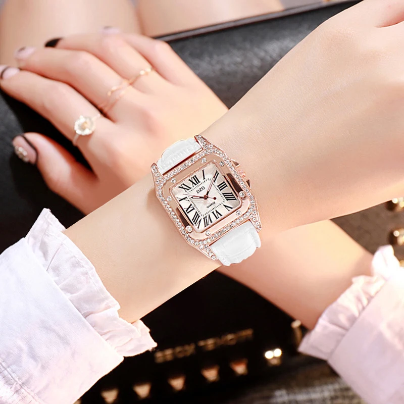 

Horloge Vrouwelijke Student Koreaanse Versie Van Vierkante Rhinestone Leisure Starry Quartz Horloge
