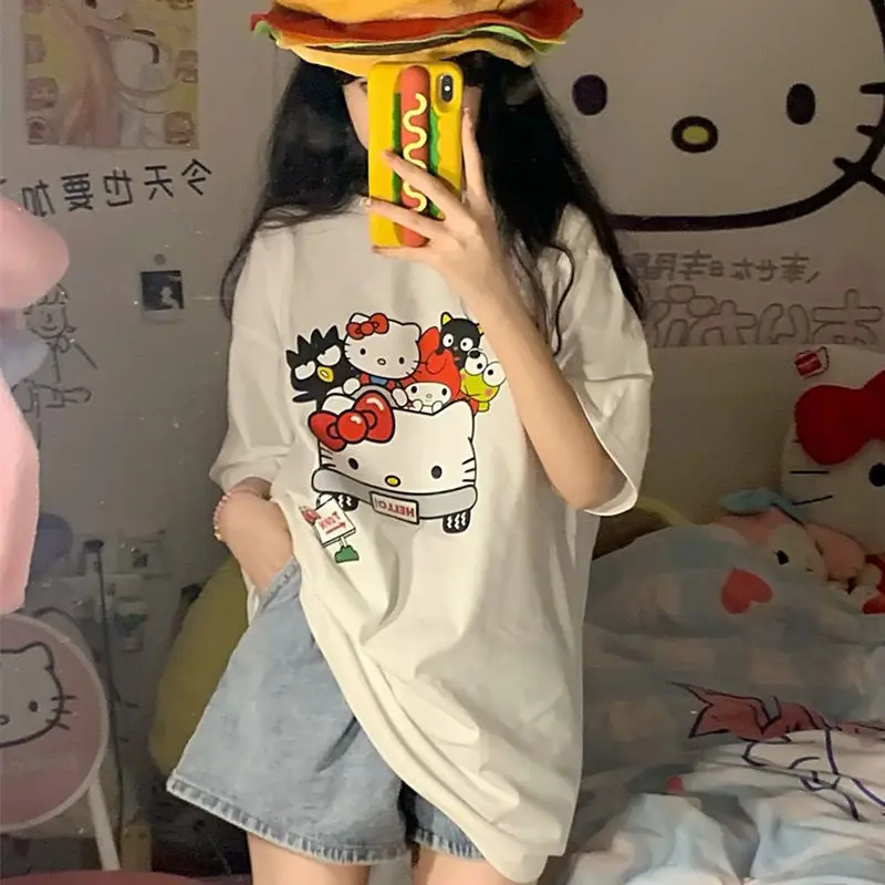 

Футболка женская хлопковая с коротким рукавом и принтом Hello Kitty