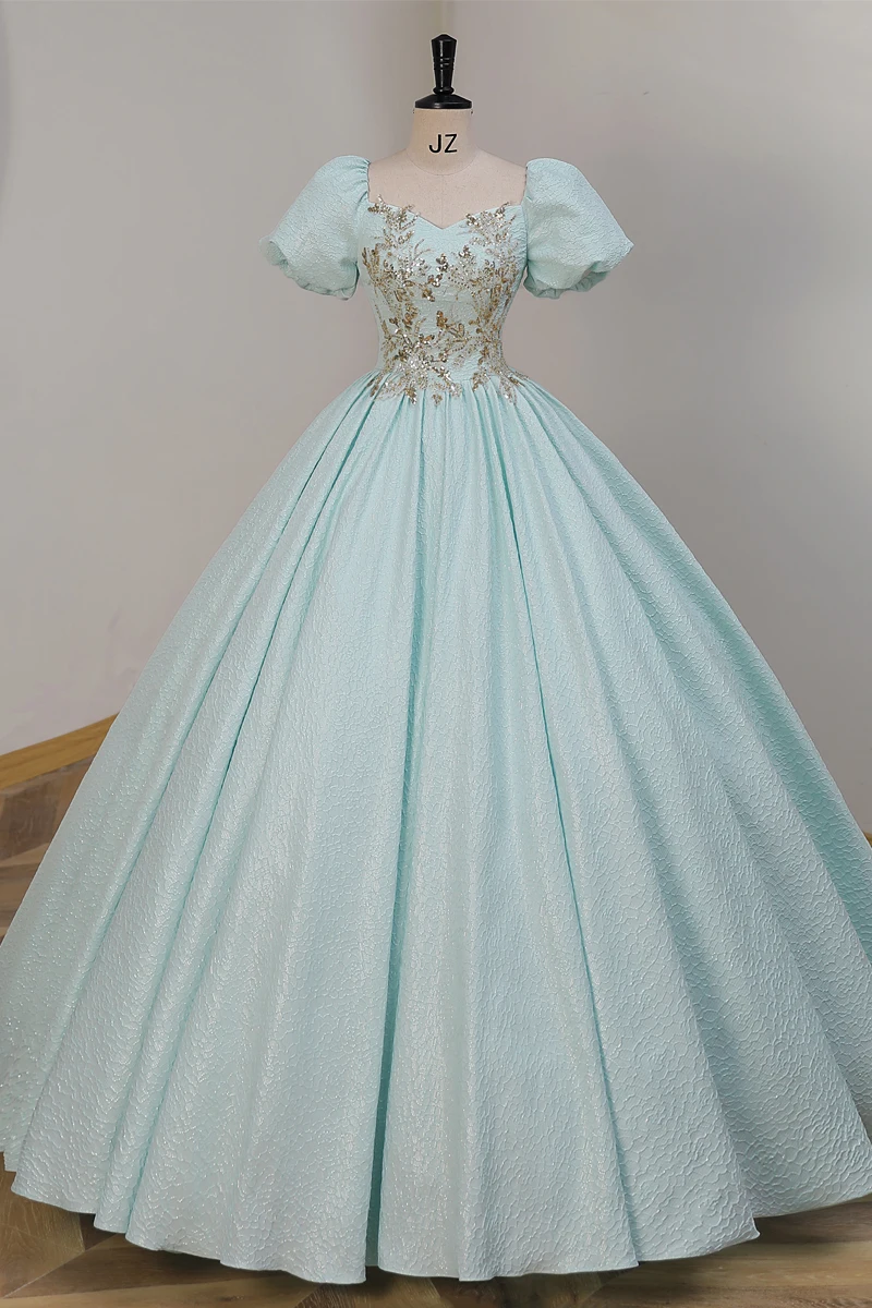 Рисунок 6 - Вечернее платье с юбкой-карандашом