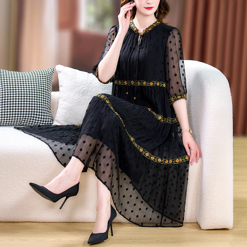 

2023 Fashion Silk Embroidery Midi Dress Summer Fashion Petal Sleeve Ruffled Collar Dress Women Korean Elegant Casual Dress