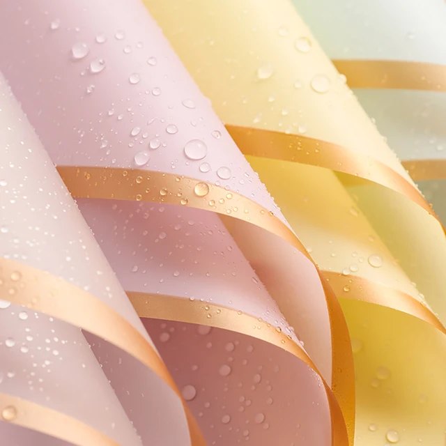 Golden Edge Wrapping Paper 3