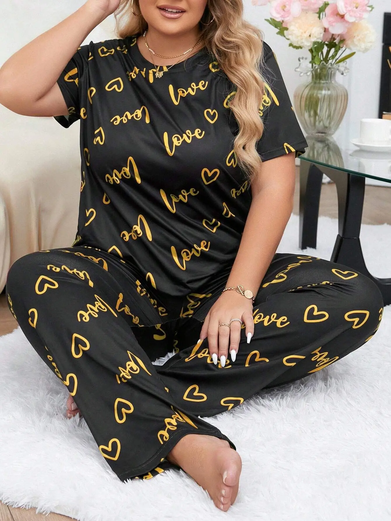Women's Plus Size Sleepwear Heart Letters Print Pajama Set Casual Short-Sleeve Top and Pants Comfortable Relaxed Fit Loungewear