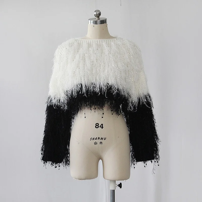 Рисунок 6 - Женский трикотажный пуловер с бахромой