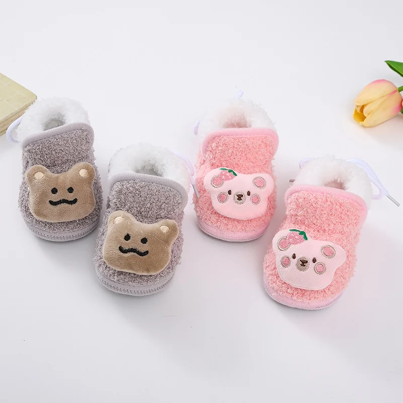 Рисунок 4 - Мягкие ботинки для новорожденных