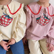 

Girls Cute Blouse 2022 Spring New Children Girl Cotton Long Sleeve Shirts Kids Strawberry Plaid Tops With Collar Korean Baby Tee
