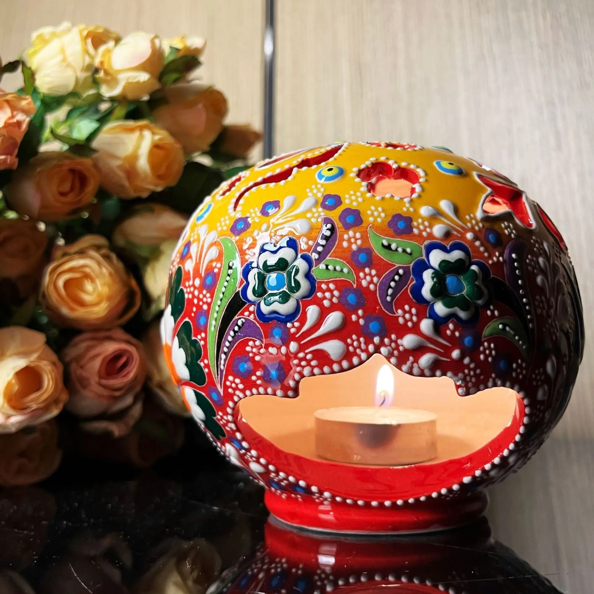 

Hand painted exquisite ball plastic arts candlestick decorations T013 aromatherapy birthday gift decorations